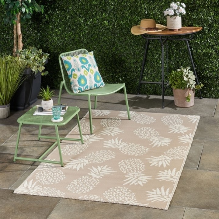 Christopher Knight Home Aldea Modern Scatter Outdoor Area Rug