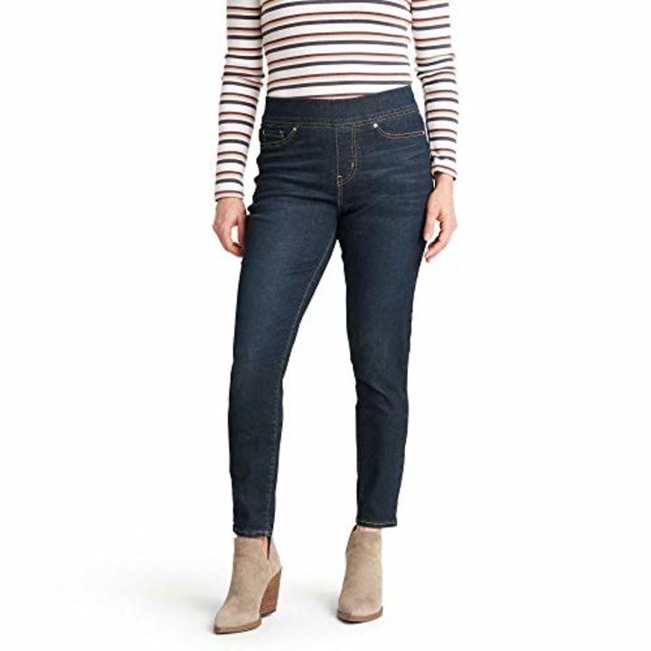 Signature by Levi Strauss &amp; Co. Gold Label Women&#039;s Totally Shaping Pull-on Skinny Jeans, Stormy Sky, 2