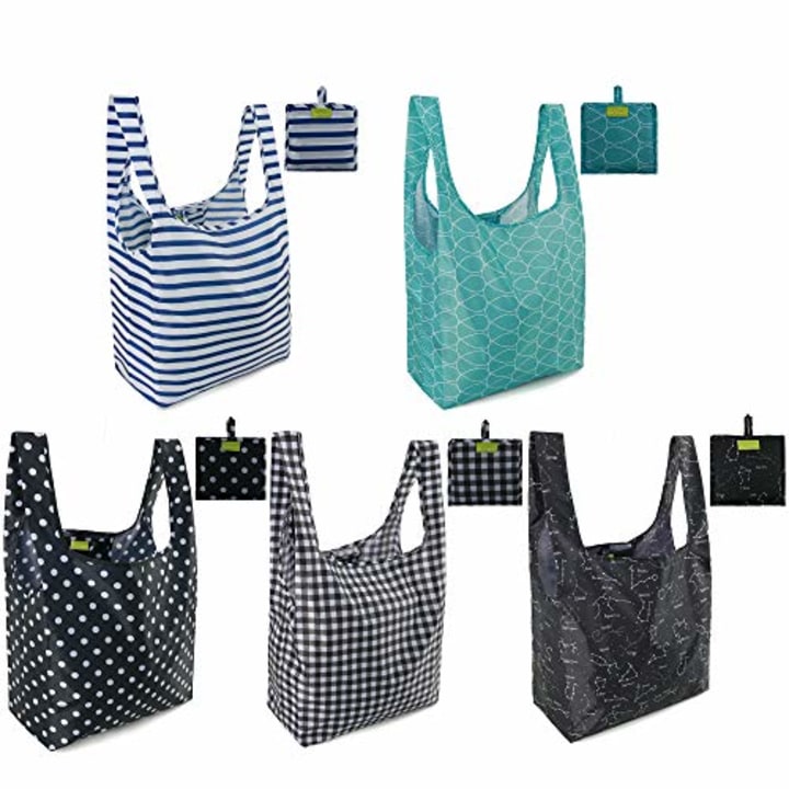 Reusable Shopping Bags Grocery Tote Bags Foldable into Attached Pouch, Ripstop Waterproof Reusable Gift Bags, Washable, Durable and Lightweight (Classic Pattern 5 Pack)