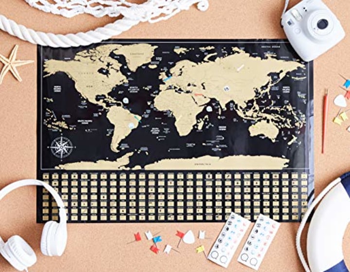 AmazonBasics Scratch Off Poster of the World Map