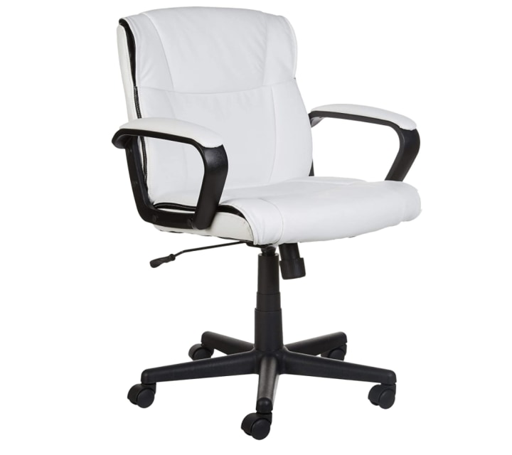 AmazonBasics Leather-Padded Desk Chair with Armrest