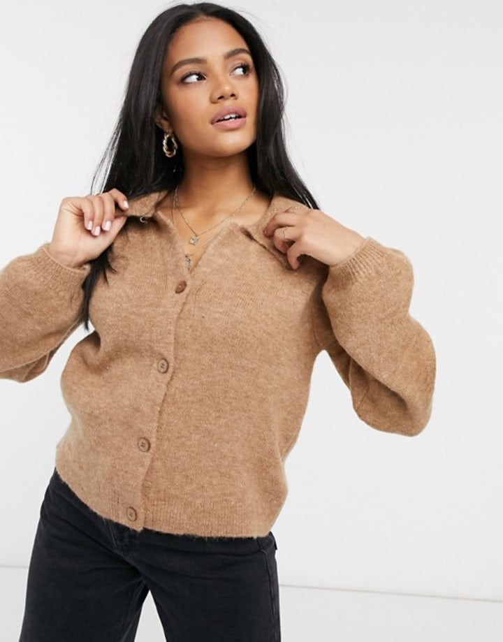 Fluffy Collared Sweater with Placket Detail