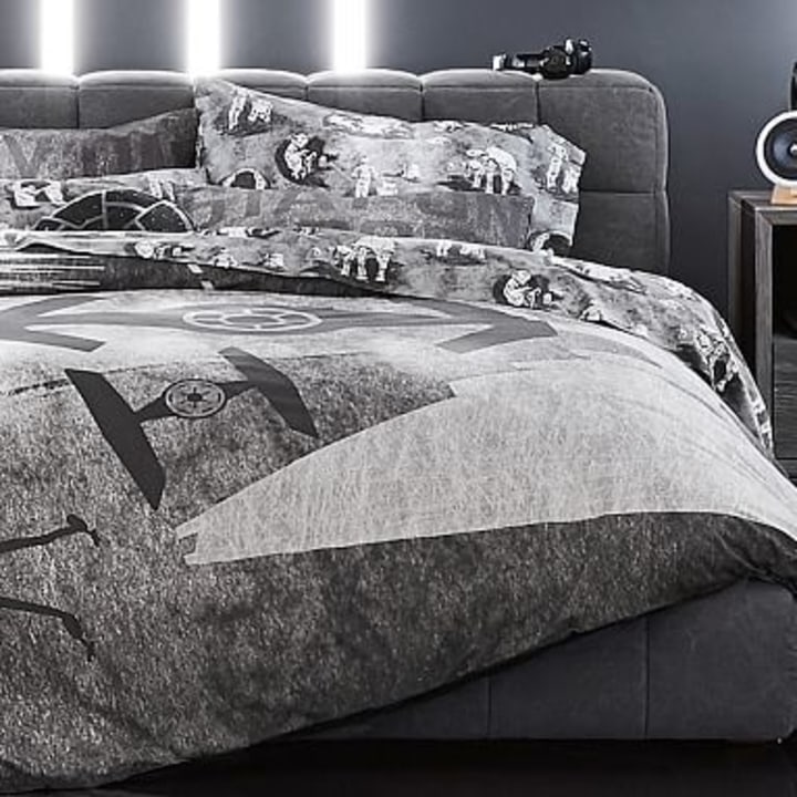 Star Wars(TM) Space Chase Duvet Cover &amp; Sham