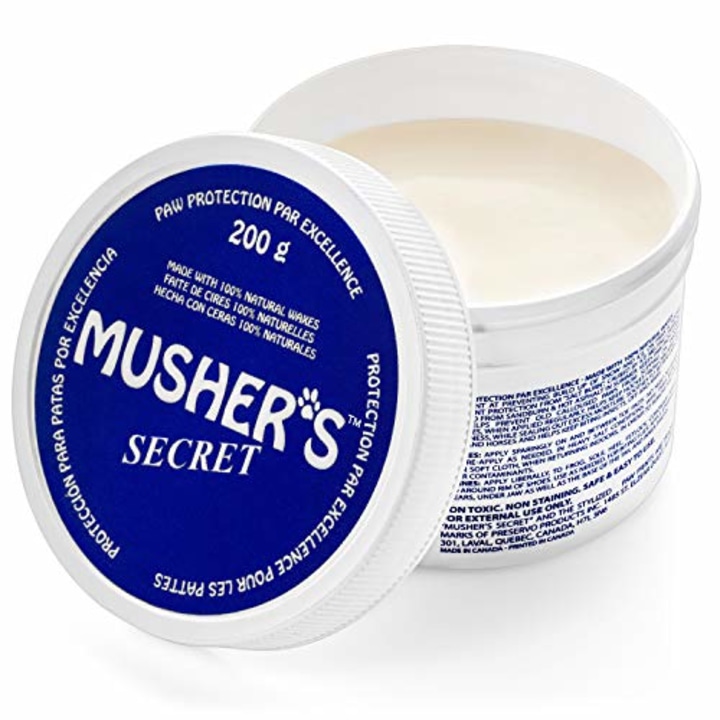 Mushers Secret Dog Paw Wax (7 Oz): All Season Pet Paw Protection Against Heat, Sand, Snow. With Beewax, Great for Dogs, Cats, Horses, and Chickens