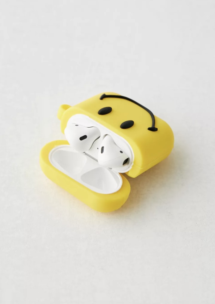 Chinatown Market X Smiley UO Exclusive AirPods Case