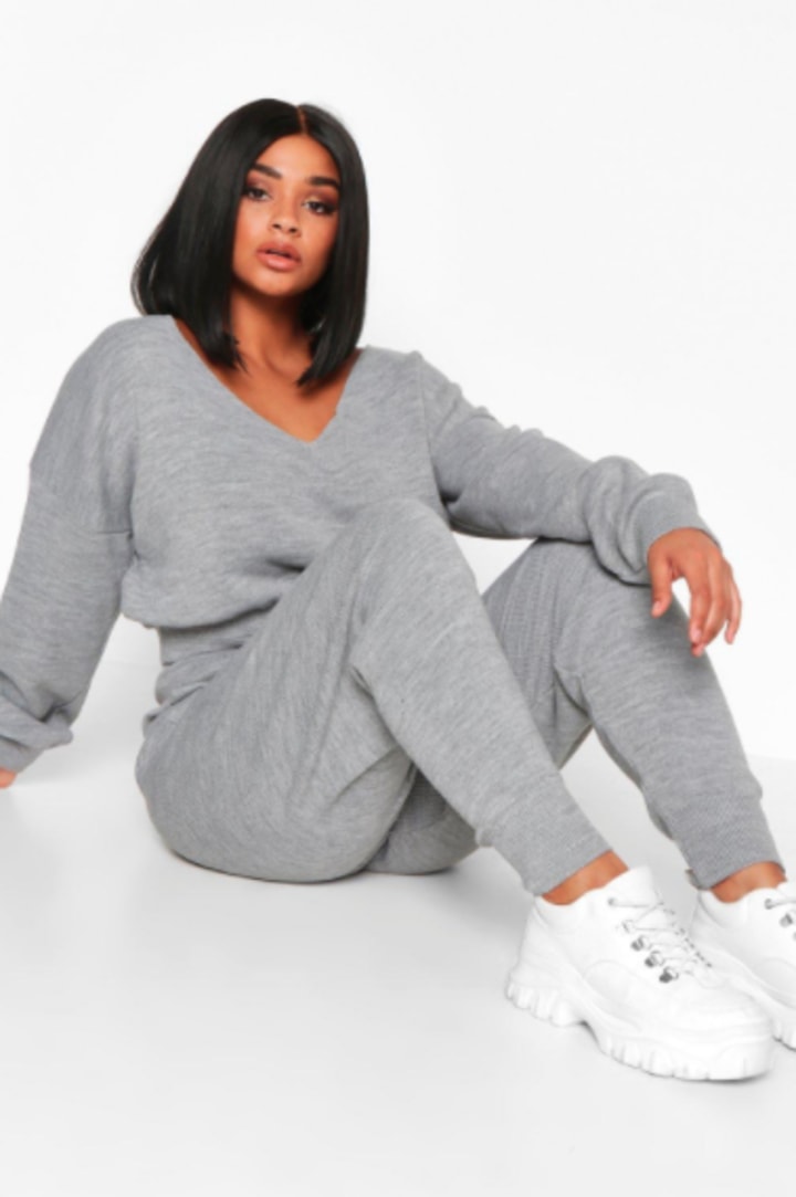 Plus Cropped V Neck Knitted Lounge Set