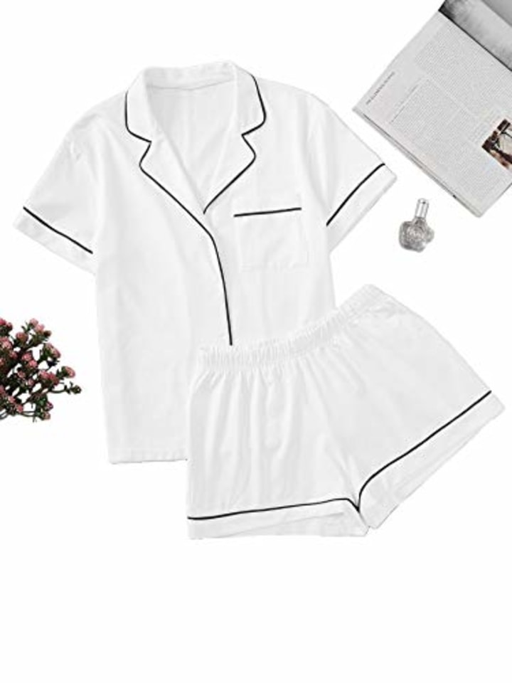 Floerns Women&#039;s Notch Collar Short Sleeve Sleepwear Two Piece Pajama Set White XL