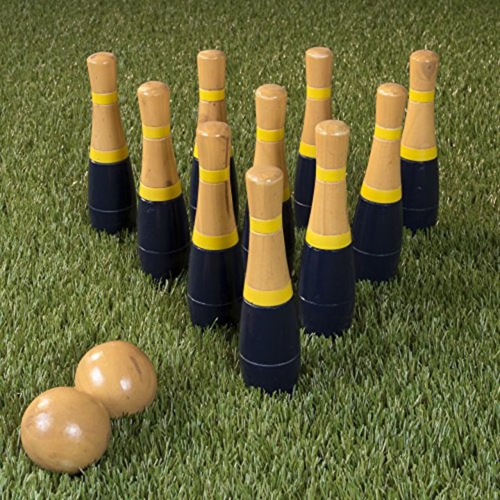 Hey! Play! Wooden Bowling Set