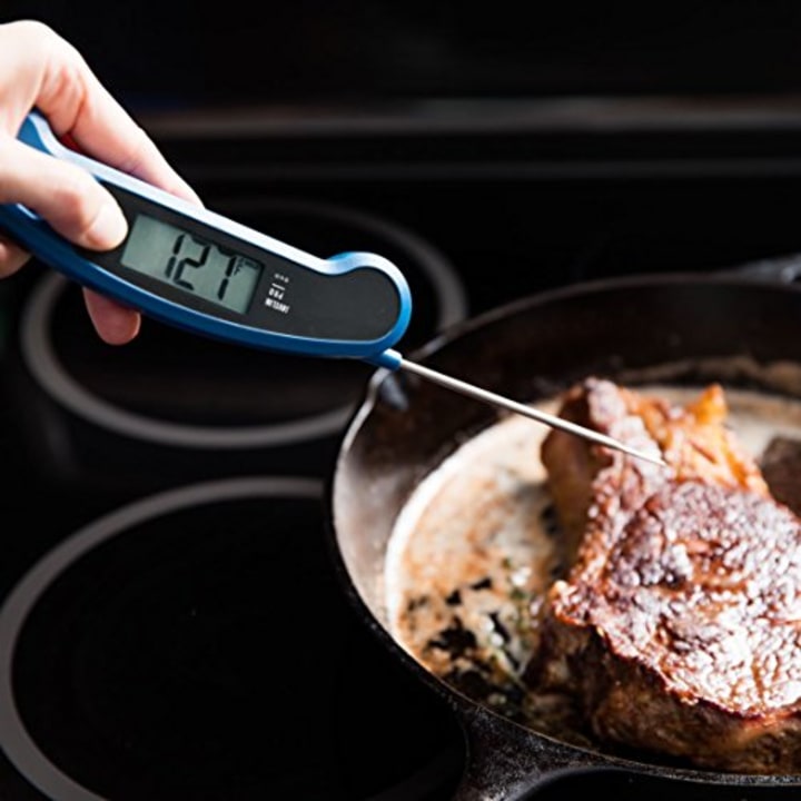 Digital Meat Thermometer Instant Read Meat Thermometer for Cooking Kitchen Food Candy with Backlight and Magnet for Oil Deep Fry BBQ Grill Smoker
