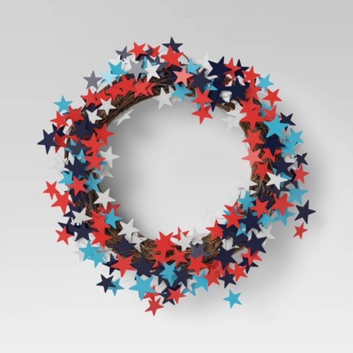 Sun Squad Americana Scatter Star Wreath