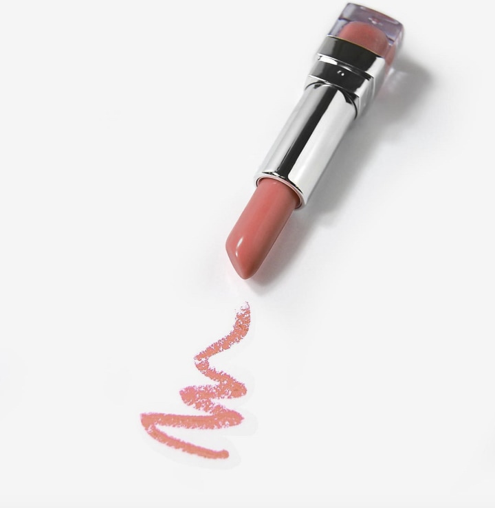 Dermelect Smooth & Plump Lipstick