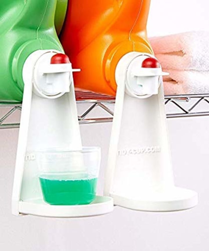 Tidy-Cup Detergent Dispenser Gadget