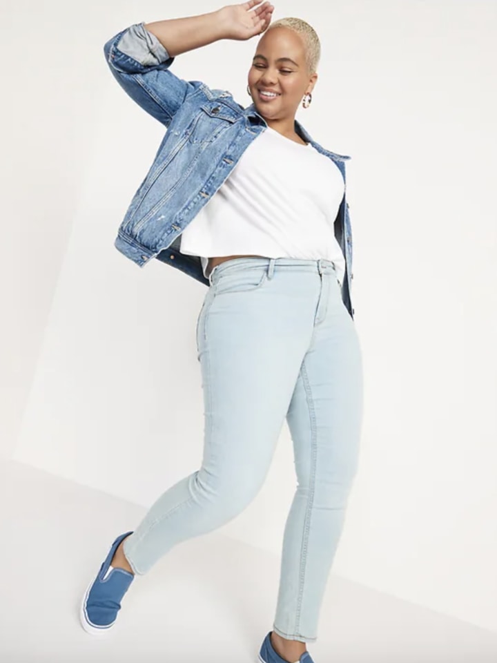 Old Navy Mid-Rise Super Skinny Jeans