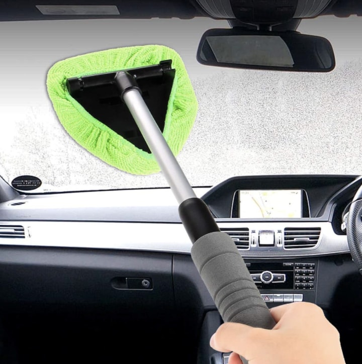 Xindell Windshield Cleaner