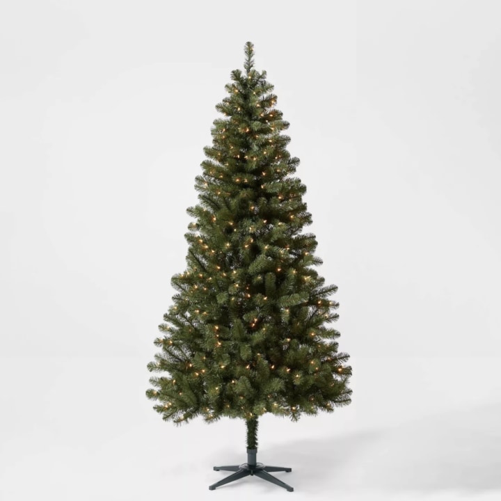 Wondershop 7-Foot Pre-Lit Alberta Spruce Artificial Christmas Tree