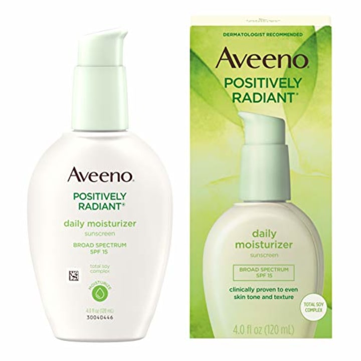 Aveeno Positively Radiant Daily Facial Moisturizer with Broad Spectrum SPF 15 Sunscreen &amp; Total Soy Complex for Even Tone &amp; Texture, Hypoallergenic, Oil-Free &amp; Non-Comedogenic, 4 fl. oz