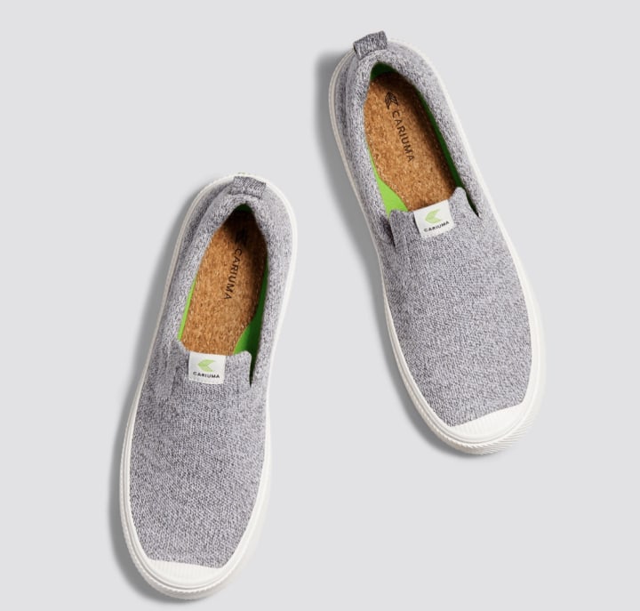 Cariuma Men's Stone Light Grey Knit Slip-On Sneaker