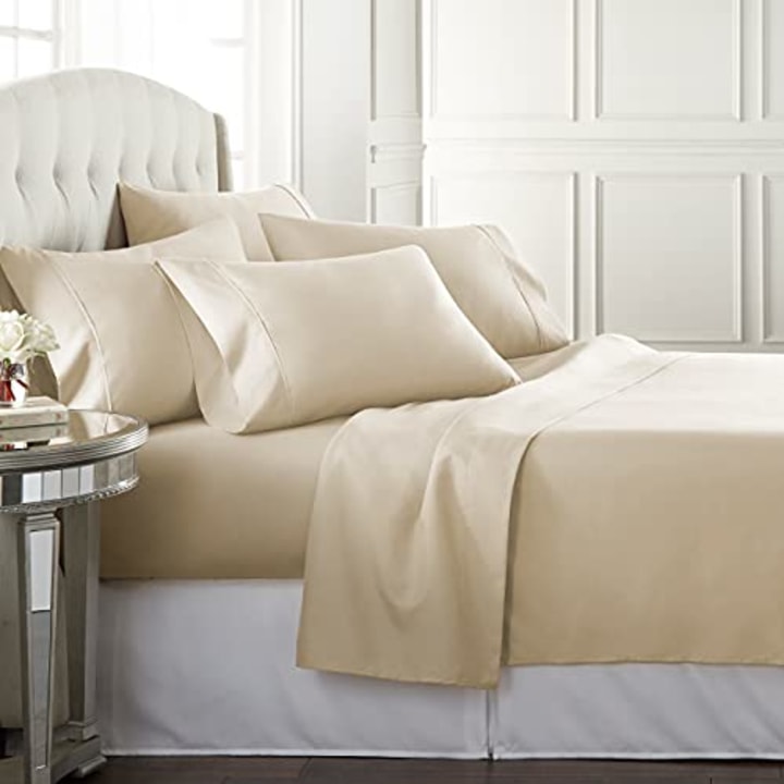 These bestselling  sheets are on sale for under $17