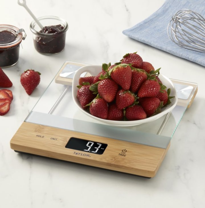 Digital 11 Pound Glass/Bamboo Household Kitchen Scale