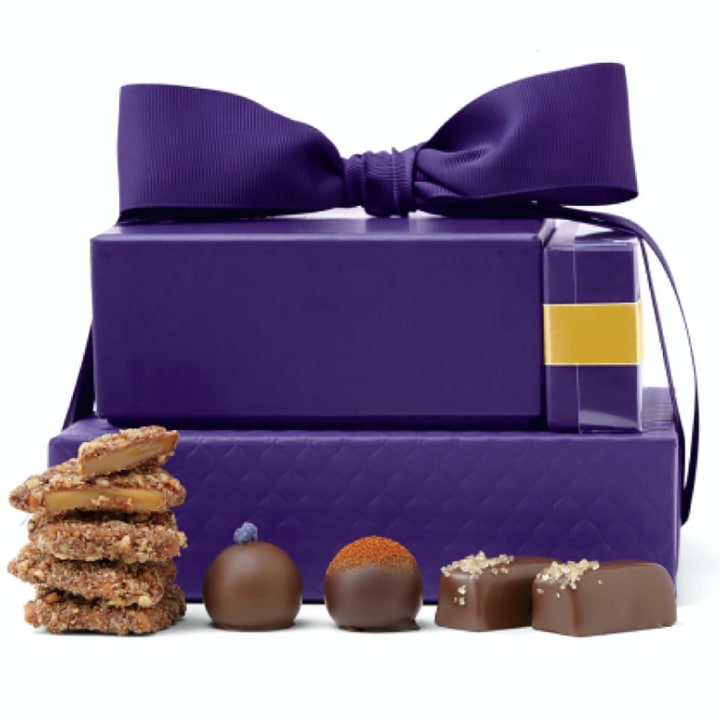 Petite Gift Tower
