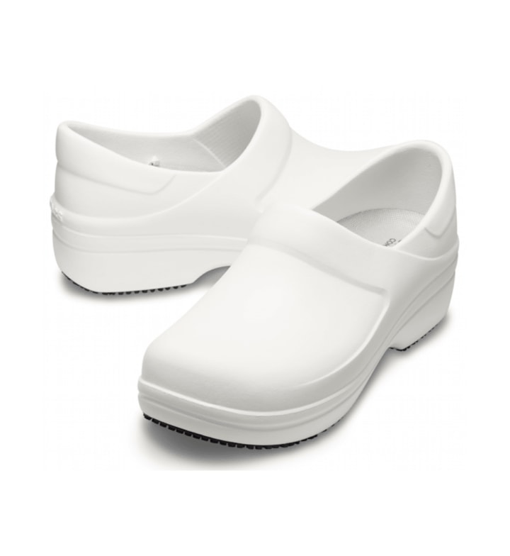 Neria Pro II Work Clog