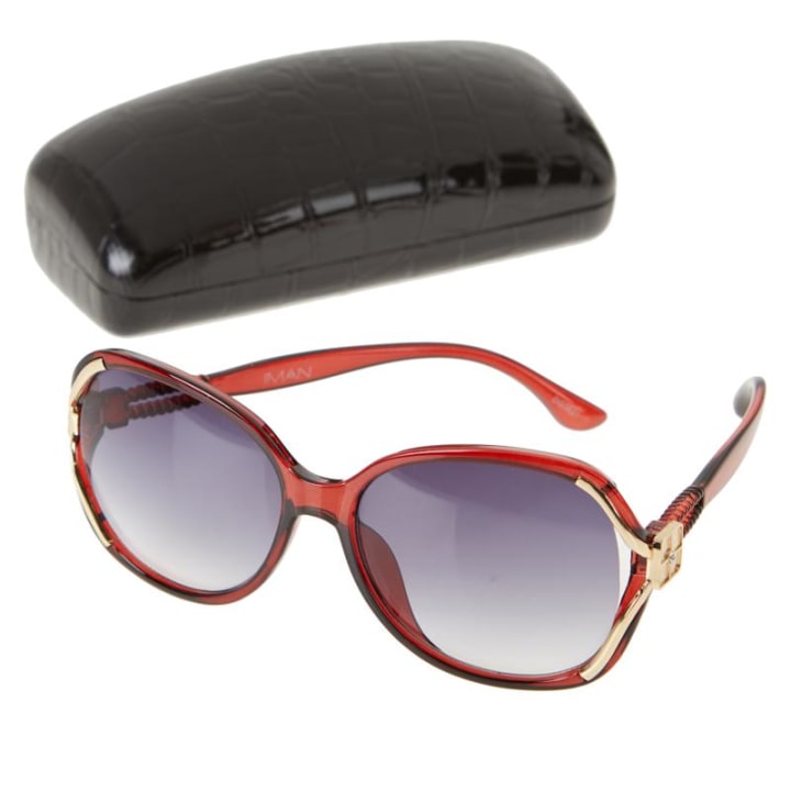 Vented Oval Sunglasses with Case