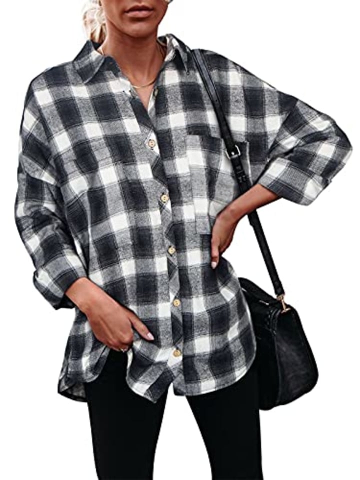 PINKMARCO Womens Black and White Flannel Plaid Shirts Roll Up Long Sleeve Button Up Pockets Mid-Long Casual Boyfriend Shirts