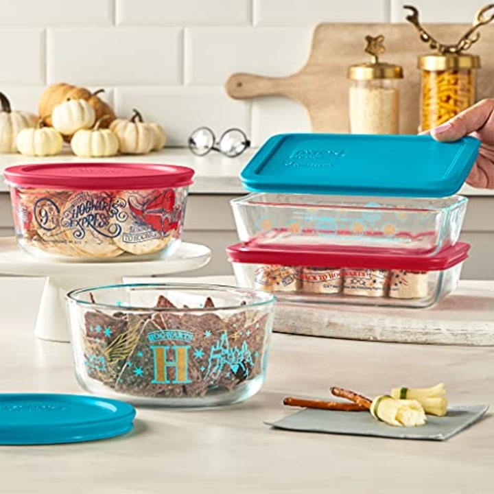 Pyrex Harry Potter Decorated Glass Storage (Set of 8)
