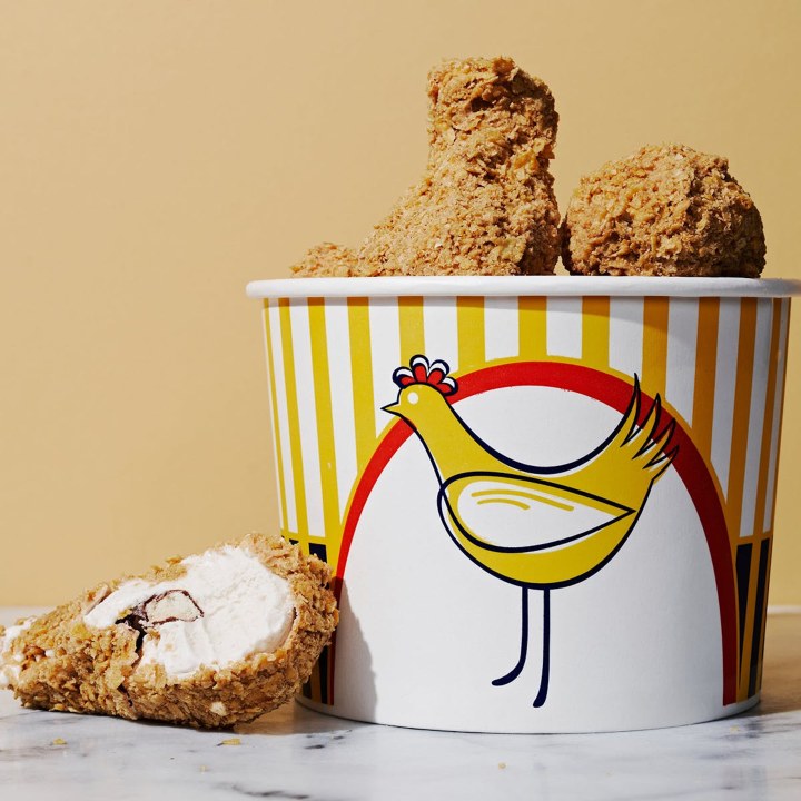 &quot;Not Fried Chicken&quot; Ice Cream Bucket - 9 Pieces