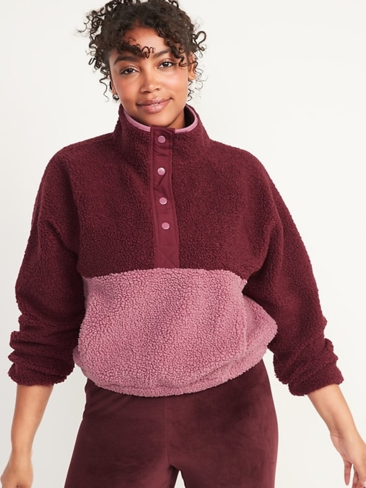 Long-Sleeve Oversized Two-Tone Sherpa Sweatshirt