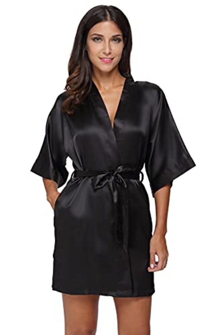 The Bund Women&#039;s Pure Colour Short Kimono Robes with Oblique V-Neck, Medium, Black