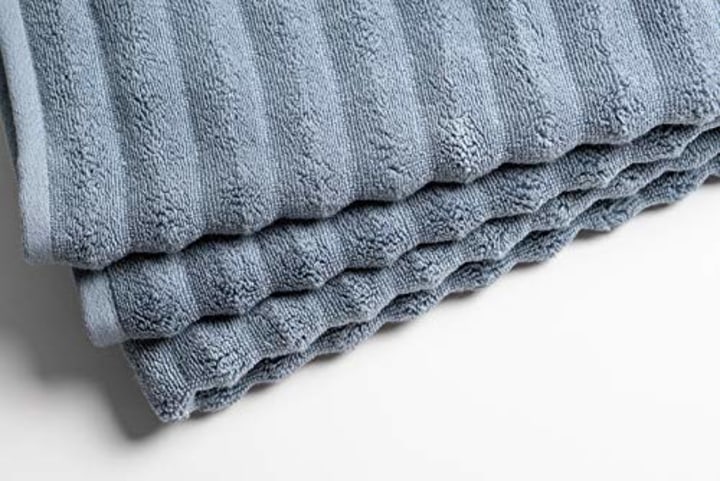 Nutrl Home Classic Bath Towel