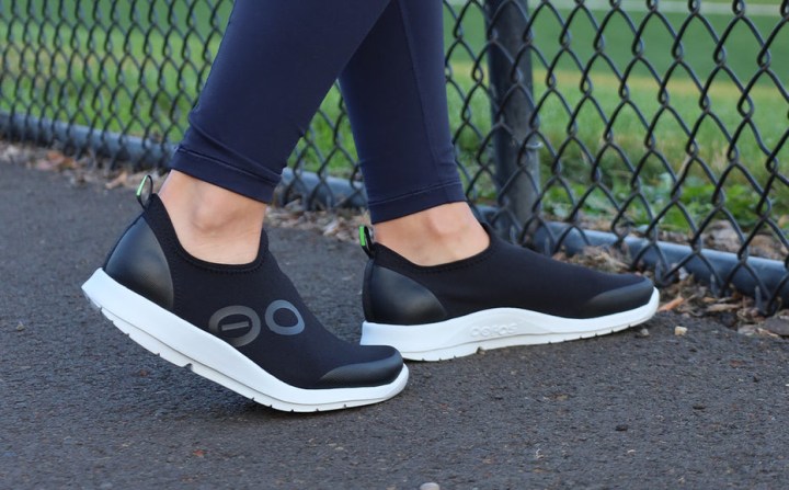 Women&#039;s OOmg Sport Low Shoe - White Black