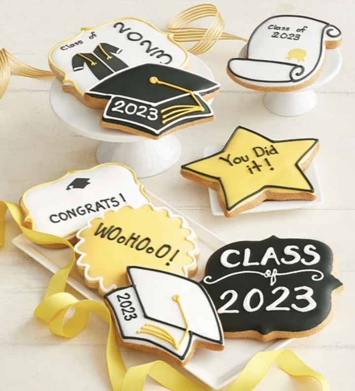 Graduation Iced Cookies
