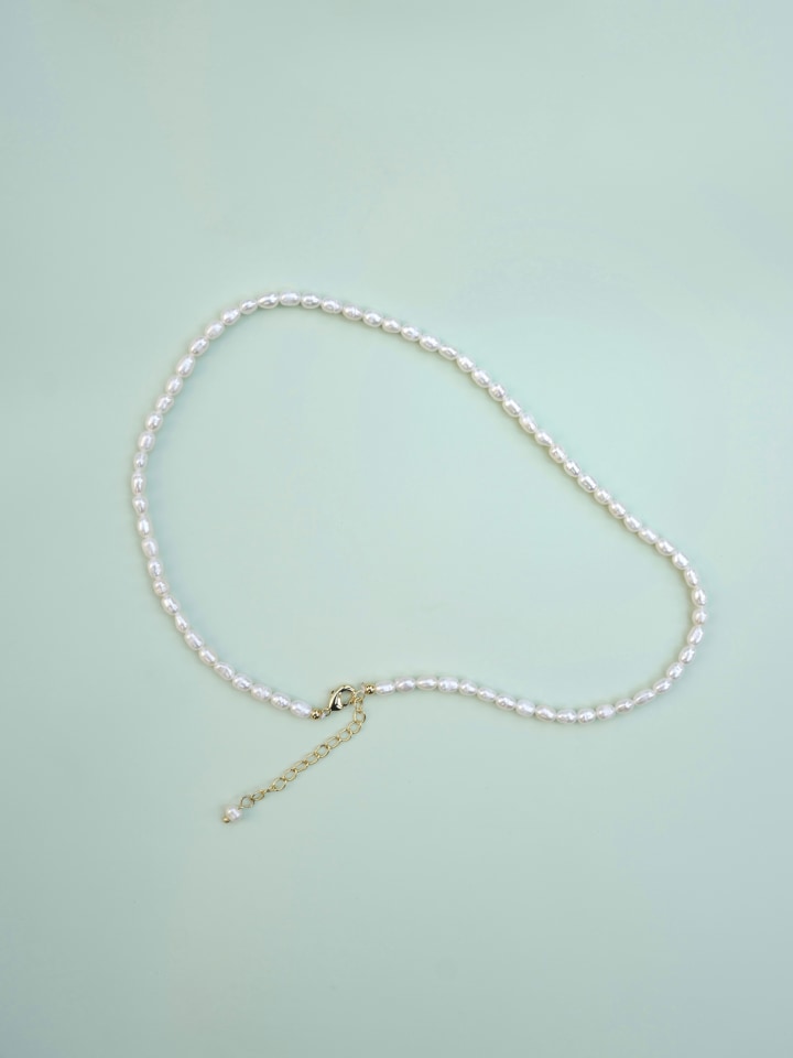 Essential Pearl Necklace