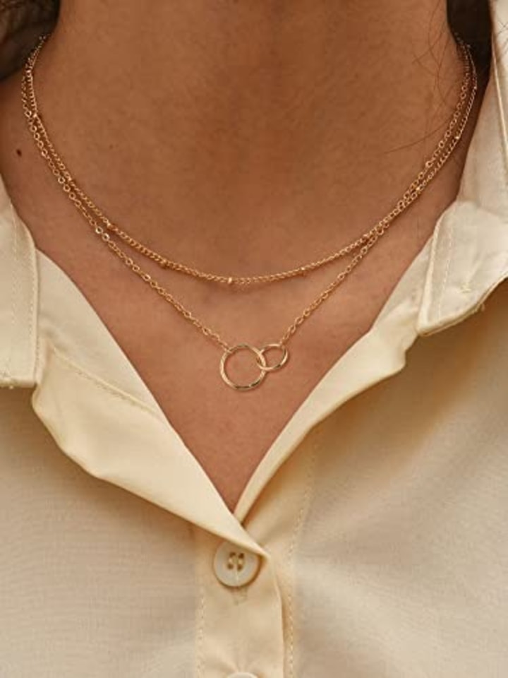 CHESKY Layered Circles Chain Necklace for Women, Dainty Gold Necklaces 14k Gold Plated Satellite Beaded Choker Necklace Simple Handmade Layering Pendant Necklace Jewelry Gift