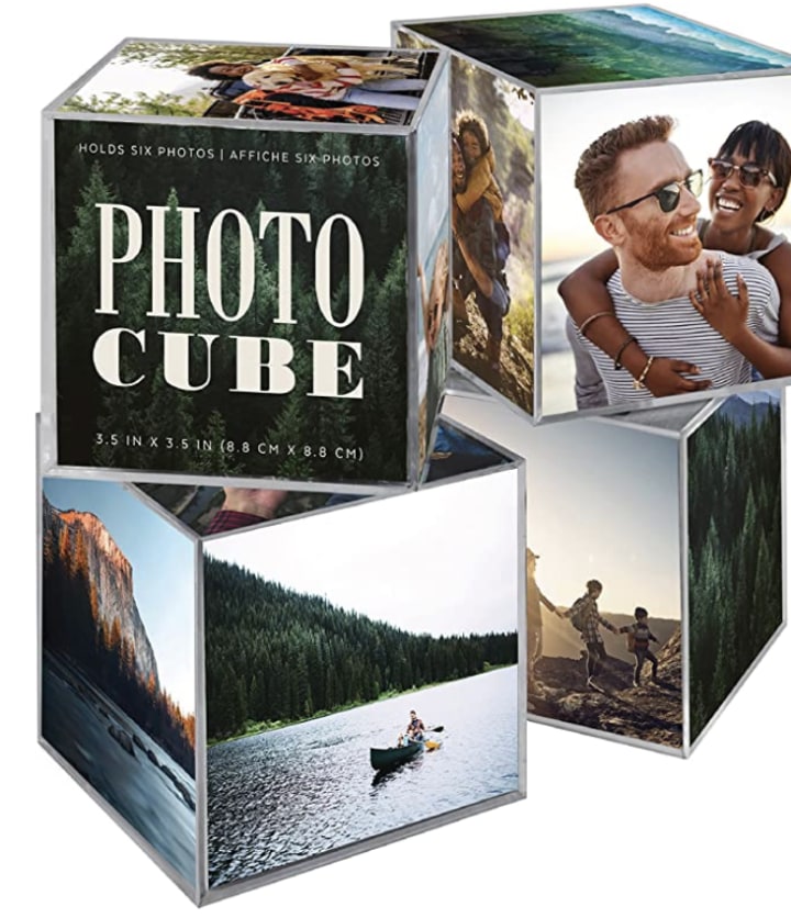 Clear Plastic 6 Sided Photo Cube (Pack of 4)