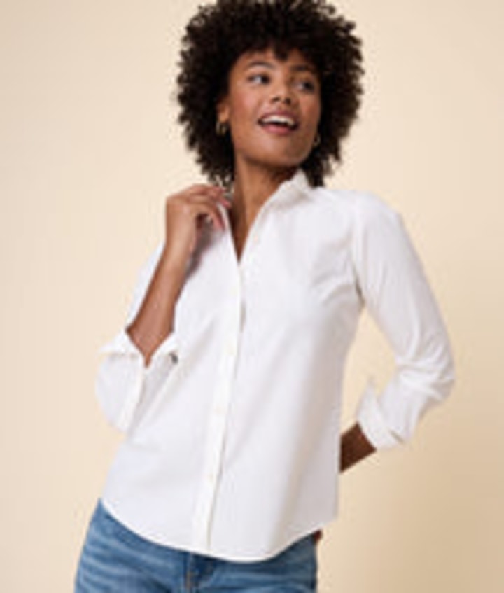 Untuck It Wrinkle-Free Stretch Cotton Bella Shirt