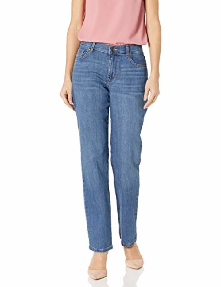 Women&#039;s Relaxed Fit Straight-Leg Jean