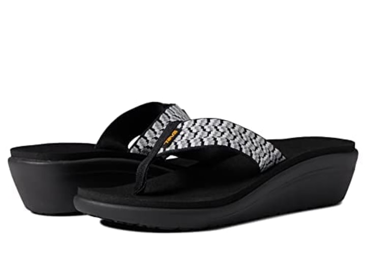 Teva Women&#039;s Voya Wedge Sandal