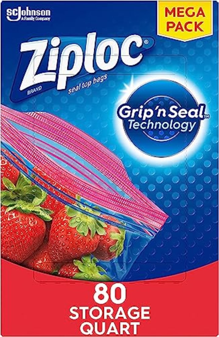 Ziploc Quart Food Storage Bags, Grip &#039;n Seal Technology for Easier Grip, Open, and Close, 80 Count