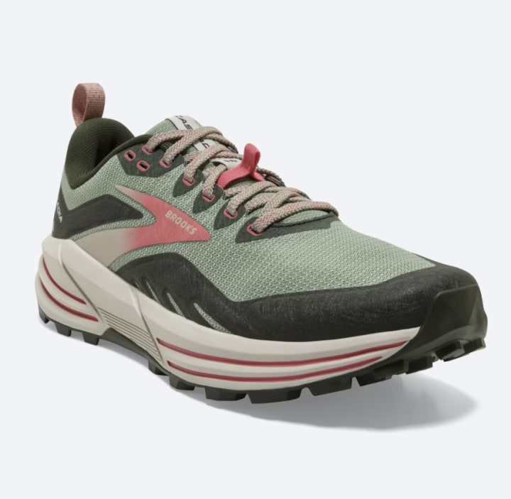 Cascadia 16 Trail Running Shoes