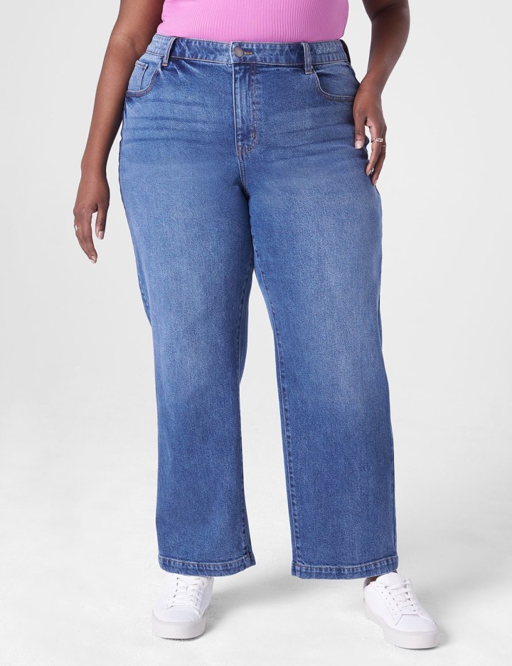 Signature Fit Straight Ankle Jean