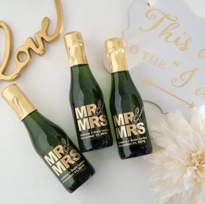 Personalized Mini Champagnes 