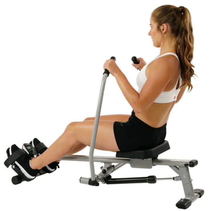 Sunny Health &amp; Fitness SF-RW5639 Full Motion Rowing Machine