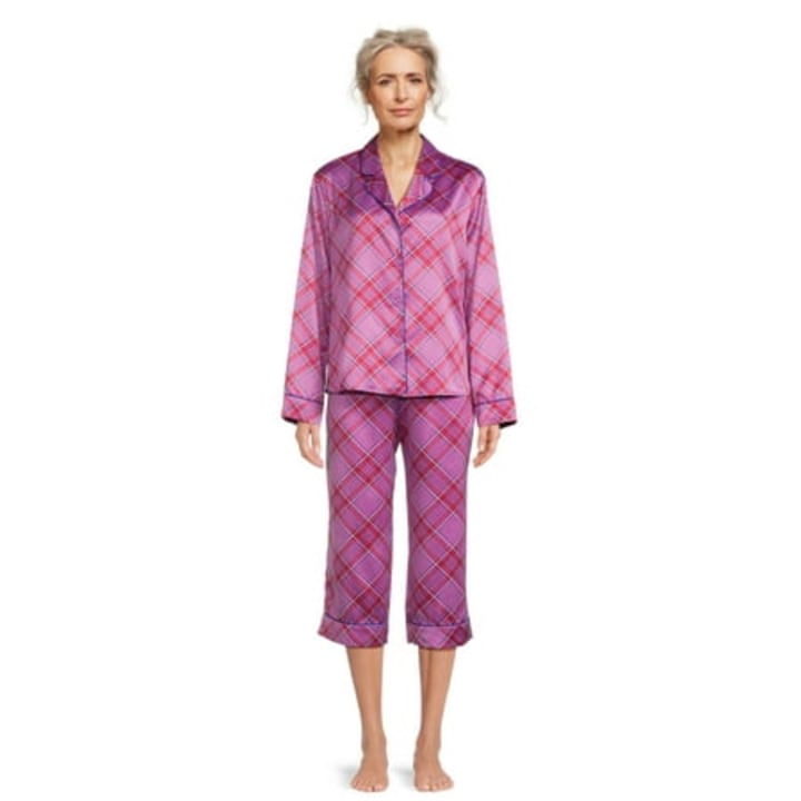 The Pioneer Woman Long Sleeve Satin Top and Pants Pajama Set, Women's, 2-Piece