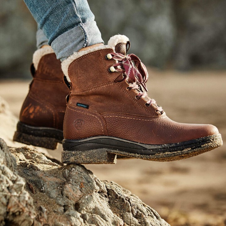 The BEST Luxury Boots to buy this Fall/Winter