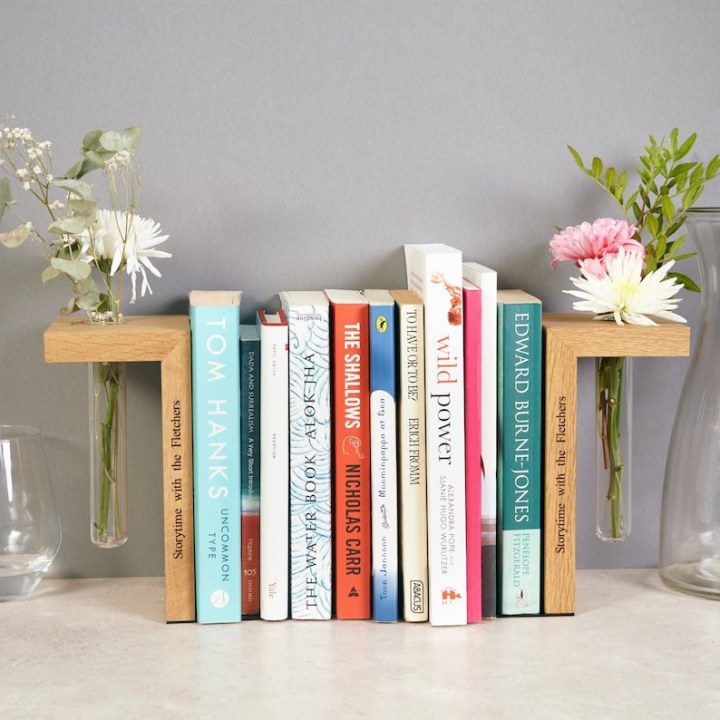 33 Bookshelf Inserts That Book Lovers Will Appreciate