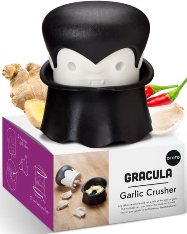 OTOTO Gracula Garlic Crusher also for Ginger, Nuts, Chili, Herbs - Twist Top Garlic Mincer &amp; Easy Squeeze Manual Garlic Press &amp; Peeler - BPA-Free Cool Kitchen Gadgets - Easy Clean by Hand Wash Only