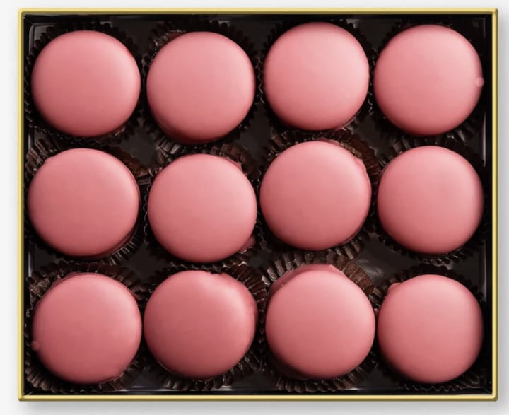 Pink Chocolate-Covered Oreos 